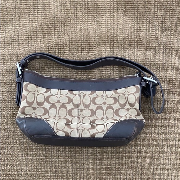 Coach Shoulder Bag - Picture 1 of 13